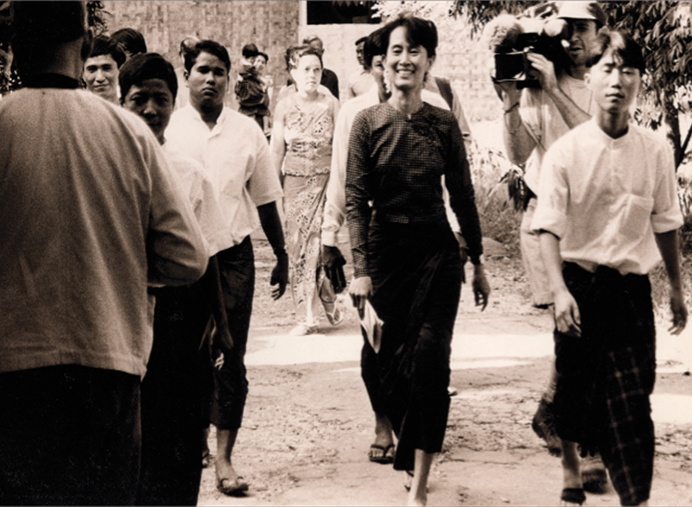 Daw AUNG San Suu Kyi, with Maung SAN Hlaing (Evak)